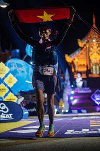 BIB: 8294
                            <button type="button" onclick="openModal(22646352)" class="btn btn-primary btn-sm float-right btn-popup" data-toggle="modal" data-target=".modal-high-quality">
                        <i class="fas fa-shopping-cart"></i> Add to Cart
                    </button>
                                            <button type="button" onclick="isThisMe(22646352, true)" class="btn btn-success btn-sm float-right btn-popup btn-isme hidden" data-toggle="tooltip" data-placement="bottom" title="นี่คือรูปของคุณใช่ไหม คลิกที่นี่เพื่อเอาเข้าอัลบั้ม">
                        <i class="fas fa-plus"></i> Add to album
                    </button>
                    <button type="button" onclick="isThisMe(22646352, false)" class="btn btn-warning btn-sm float-right btn-popup btn-isnotme hidden">
                        <i class="fas fa-ban"></i> Remove from album
                    </button>